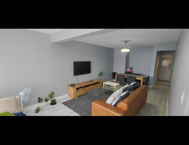 2 BEDROOM APARTMENT FOR SALE IN BULWER